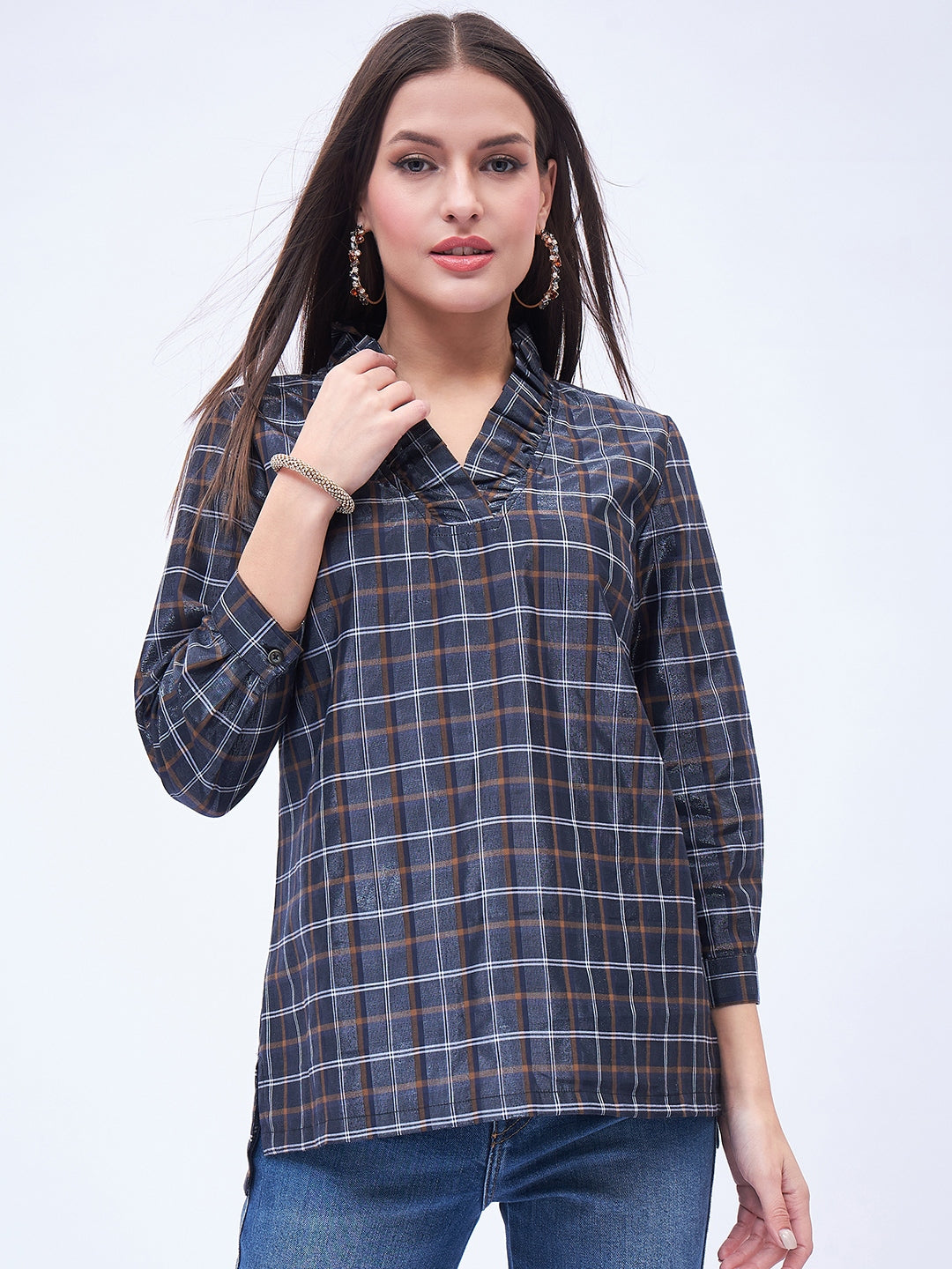 RUFFLE NECK 3/4 SLEEVE TOP
