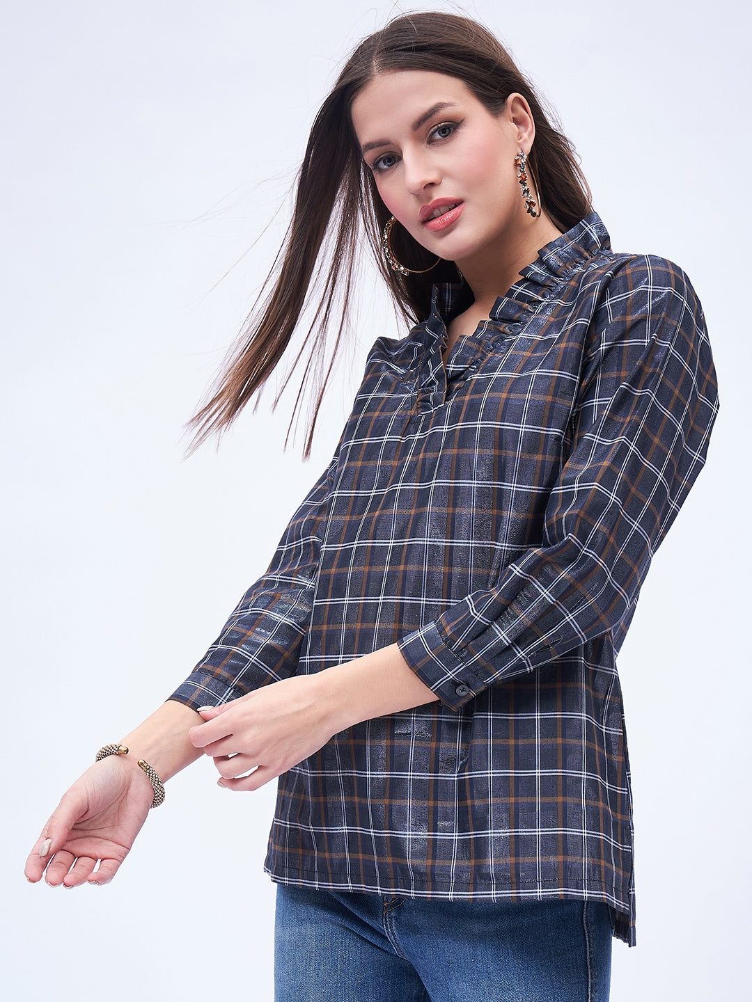 RUFFLE NECK 3/4 SLEEVE TOP