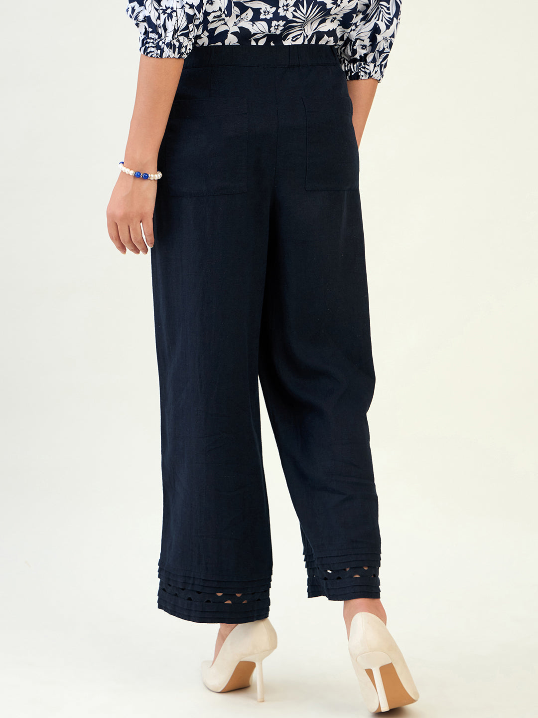 LACE TRIM LINEN PANTS