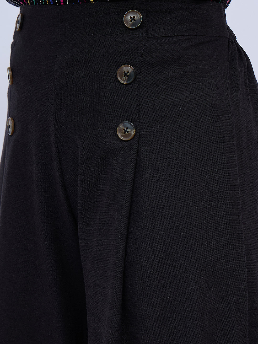 BUTTON DETAIL LOOSE PANTS