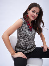 CONTRAST RUFFLE NECK DETAIL TOP