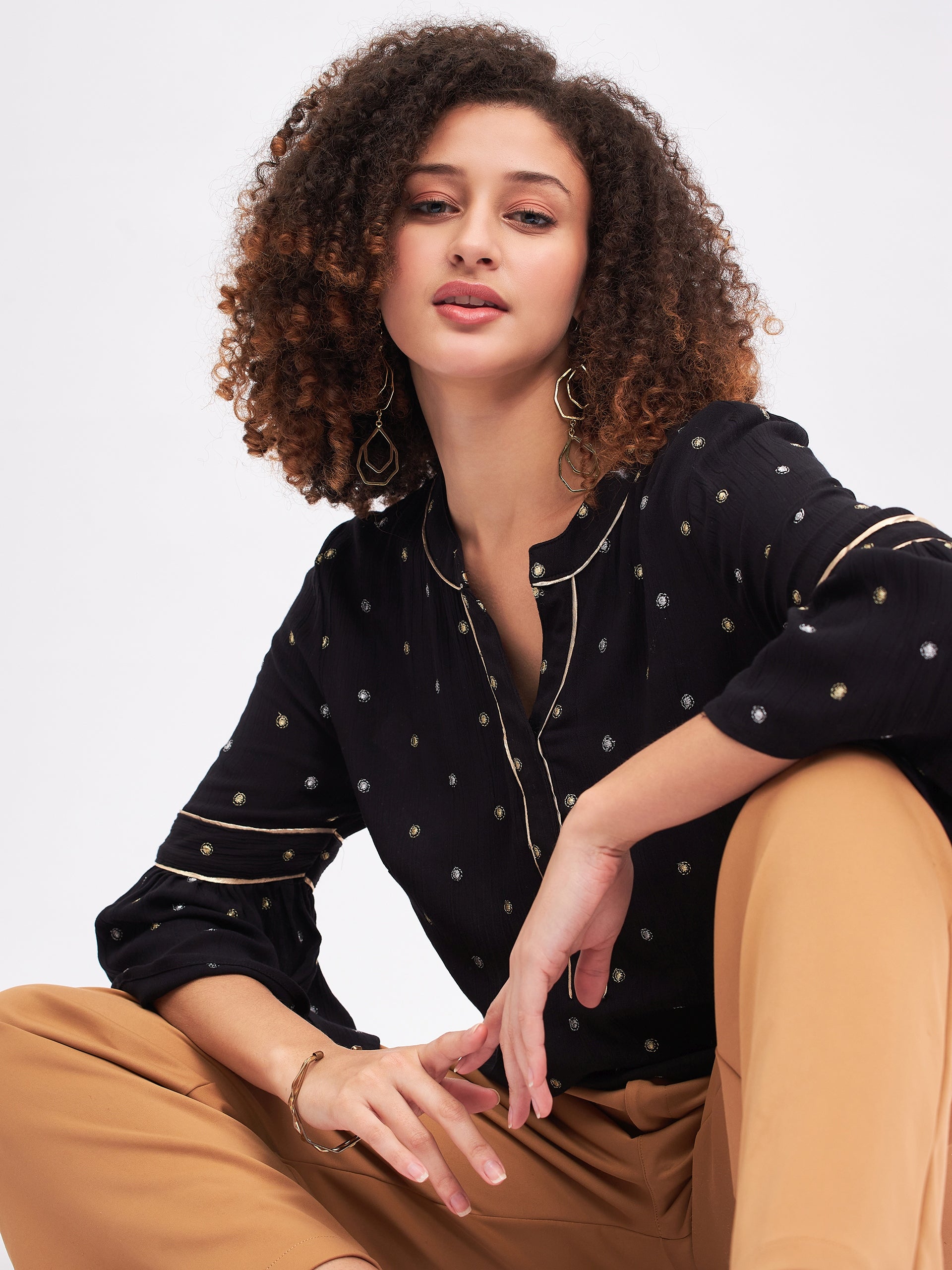 FLARE SLEEVE LUREX DETAIL TOP