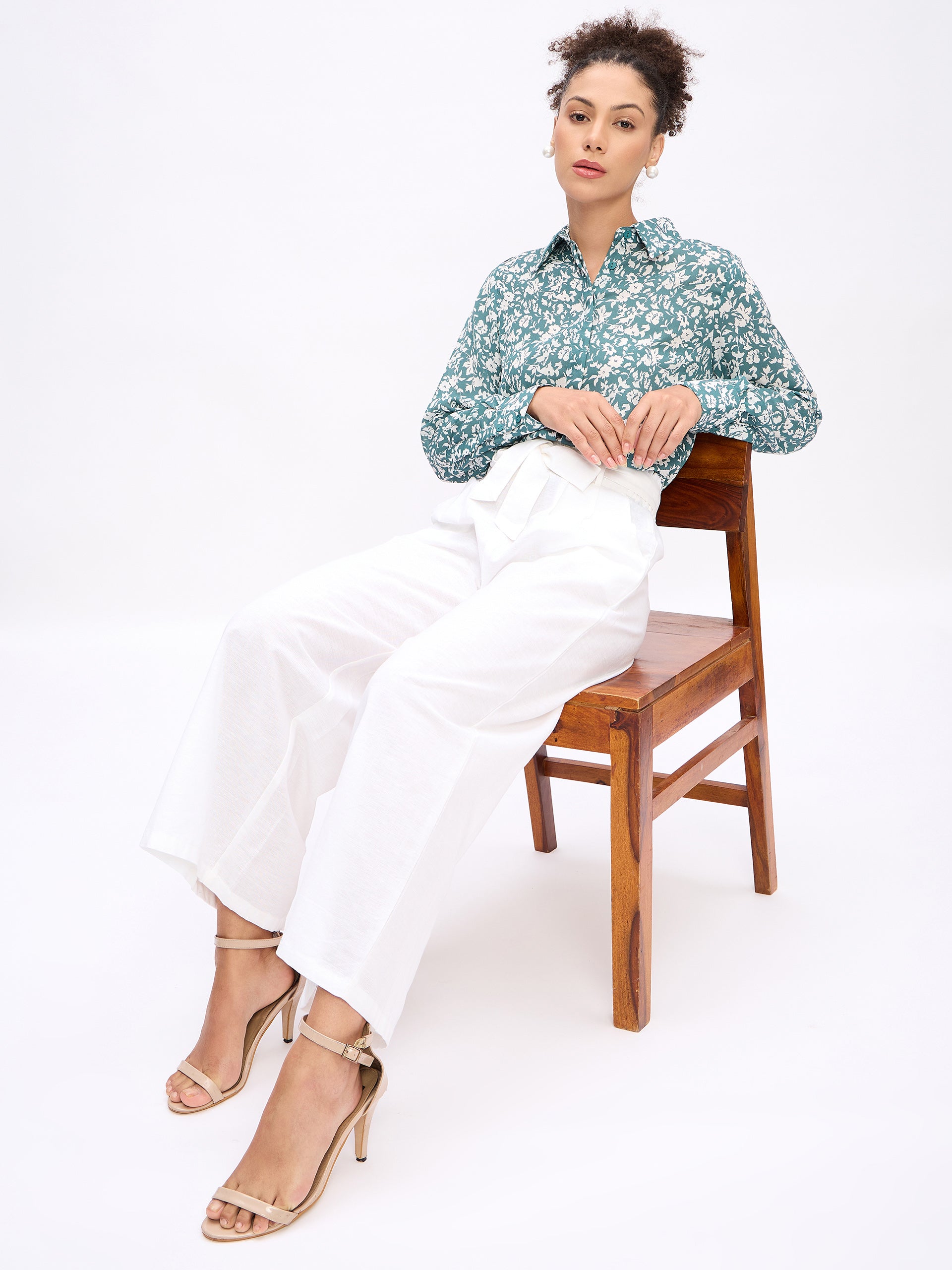 RUFFLE TRIM WAIST TIE PANTS