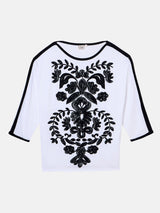 CONTRAST EMBROIDERY TEE